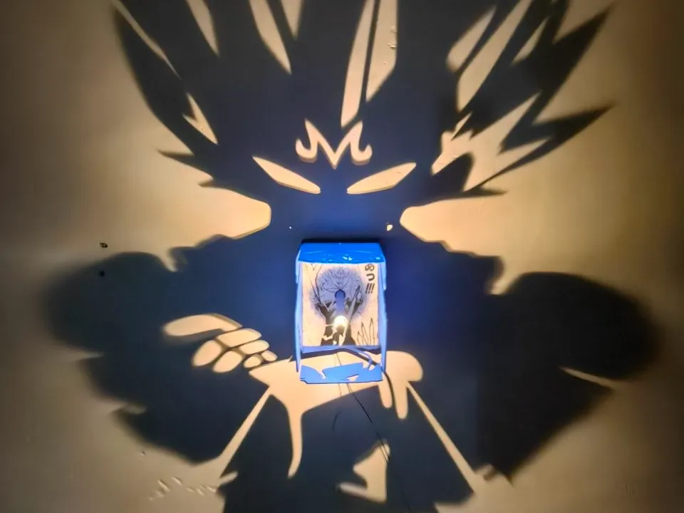 Vegeta Lámpara de Sombras